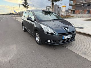 Peugeot 5008 2010