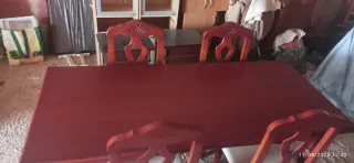 Mesa de comedor de madera maciza 70x180 Muy nueva