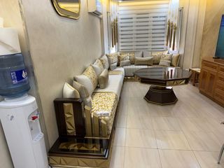 Salón Marroquí Marrón y Dorado