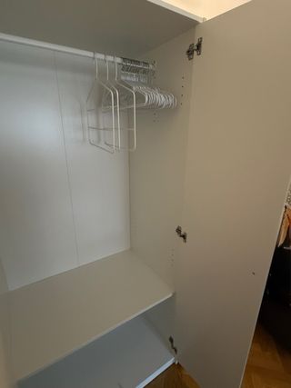 Armario IKEA KLEPPSTAD 2 puertas