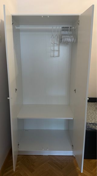 Armario IKEA KLEPPSTAD 2 puertas