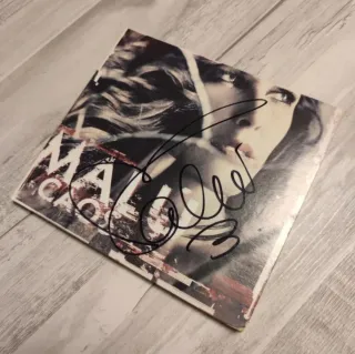 CD Malú Caos Firmado