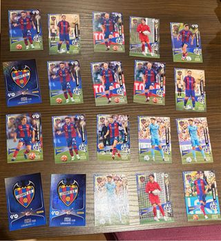 Cartas Futbol Mega Cracks 2025/2026