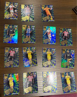 Cartas Futbol Mega Cracks 2025/2026