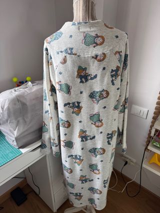 Camicia da notte lunga felpata con zip