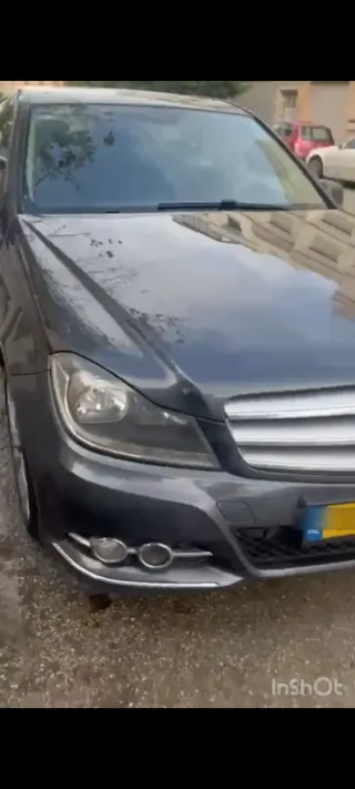Mercedes-Benz C220 2012