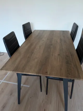 Mesa comedor extensible estilo industrial