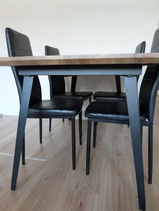 Mesa comedor extensible estilo industrial