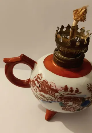 Lámpara Aceite Porcelana Japonesa