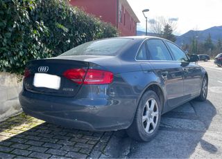 Audi A4 2.0 TDI 143CV  Año 2009