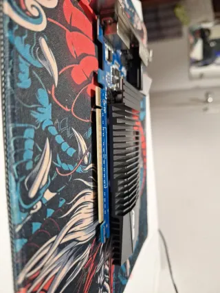 Tarjeta Gráfica ASUS GT 710 2GB