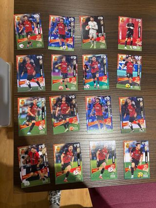 Cartas Futbol Mega Cracks 25/26