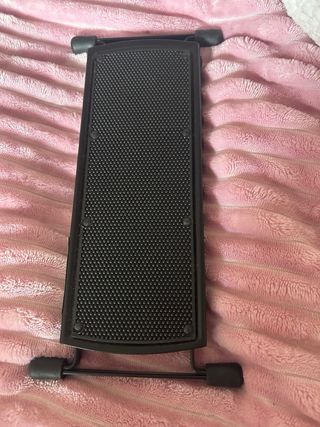 Chitarra Yamaha C40 , capotasto e poggiapiede