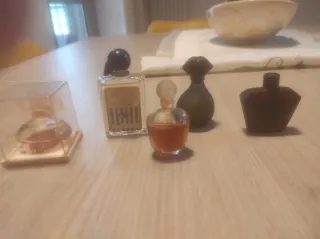 Mini profumi vintage assortiti