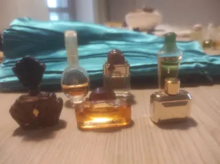 Mini profumi vintage assortiti