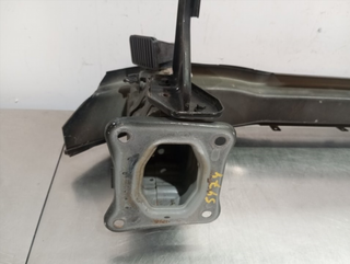 REFUERZO PARAGOLPES DELANTERO FORD FOCUS BERLINA