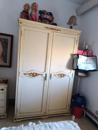 Dormitorio completo con dos camas