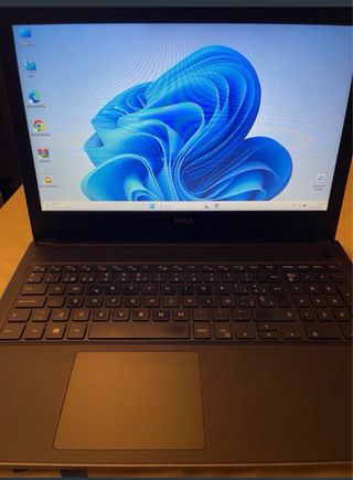 Dell Vostro 15-3568 i3 12GB RAM SSD 256GB