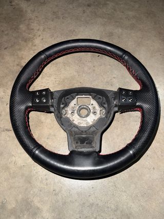 Volante Seat Ibiza Negro con Costuras Rojas