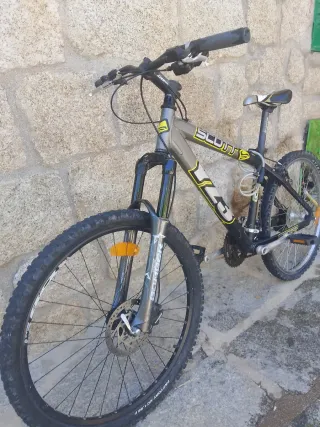 Bicicleta Scott Montaña