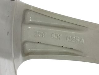 Llanta volkswagen 3c8601025a cc advance 2379920