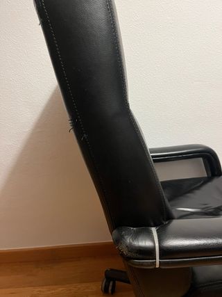 Sillón de oficina escritorio de piel negro