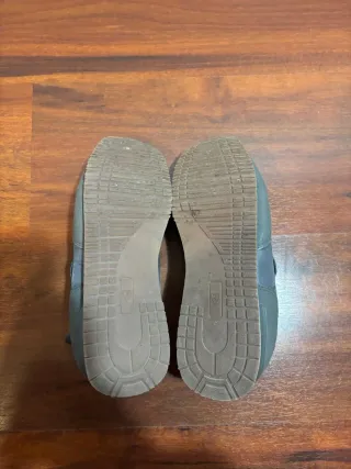 Zapatos grises Álvaro Moreno