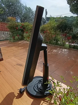 Pantalla Hanns G HN198D Plata