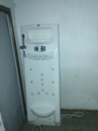 Ducha Hidromasaje Negra y Plateada