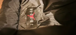 Plumón Jordan Puffer Negro