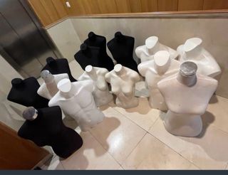 Maniquíes Torso Ropa Negro y Blanco