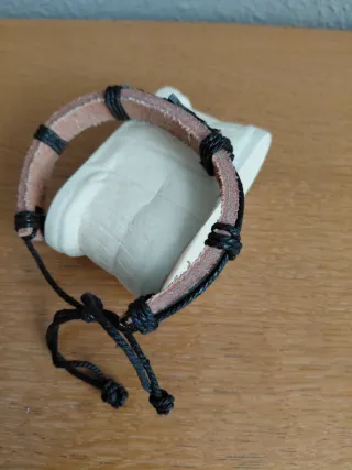 Pulsera de Cuero con Símbolo Batman