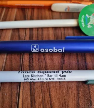 Lote de bolígrafos - varios