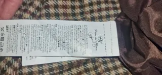 Falda midi cuadros beige y marrón