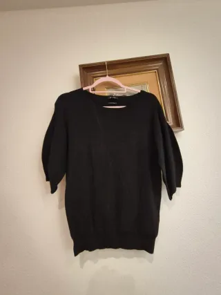 Jersey Massimo Dutti M 9 euros.