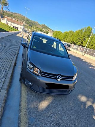 Volkswagen Touran 2012