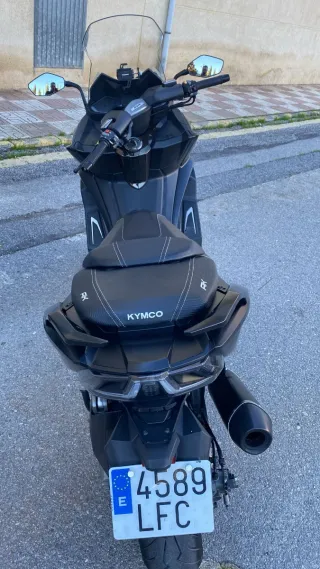 KYMCO AK550