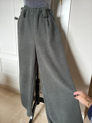 Pantalón pana mujer verde oliva