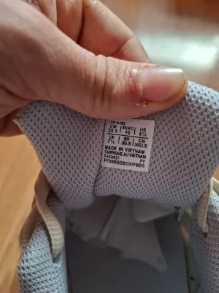 Zapatillas Asics beige