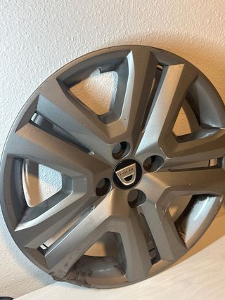 Tapacubos Dacia Sandero (2 unidades)