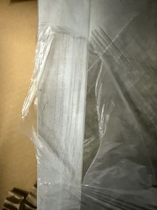 Mesa de comedor mármol y metal