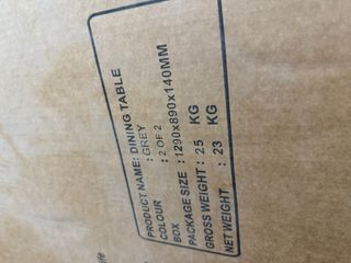 Mesa de comedor mármol y metal