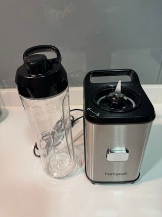 Batidora Homgeek con vaso