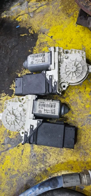 Pareja Espejos Seat Leon 1M Abatibles