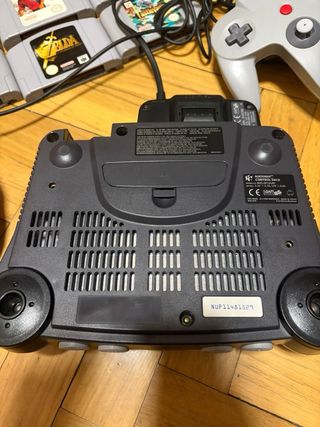 Nintendo 64 con 2 mandos y 12 juegos