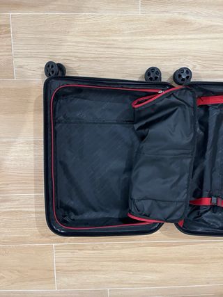 Valigia da viaggio piccola rossa