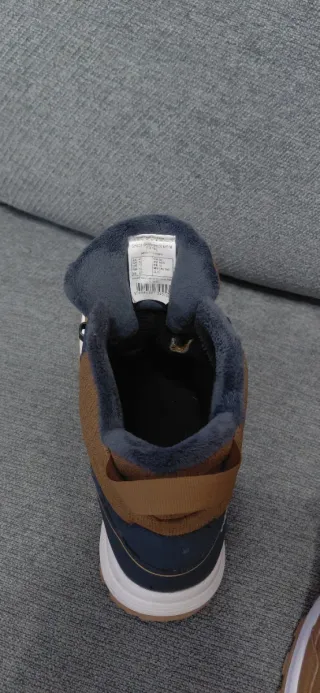 Botas Quechua Waterproof Talla 47 Marrón sin uso!!