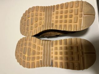 Zapatos deportivos de ante marrón