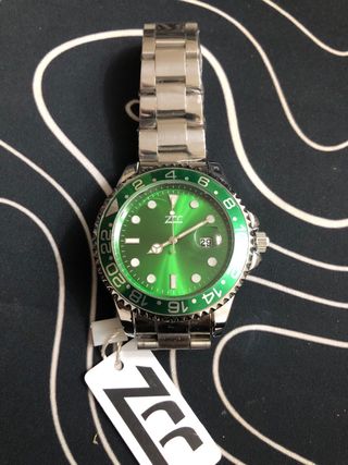 Orologio da polso verde e argento