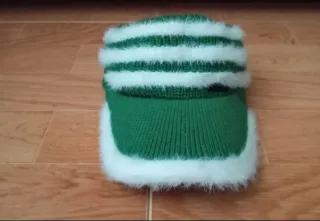 Gorra Sport Invierno visera de lana verde (NUEVO!)